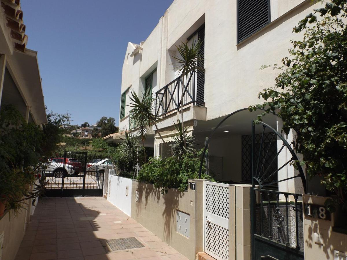 Encantadora Casa Benajarafe Luaran gambar